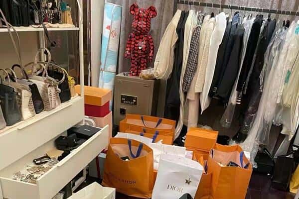浦城县回收一线品牌衣服